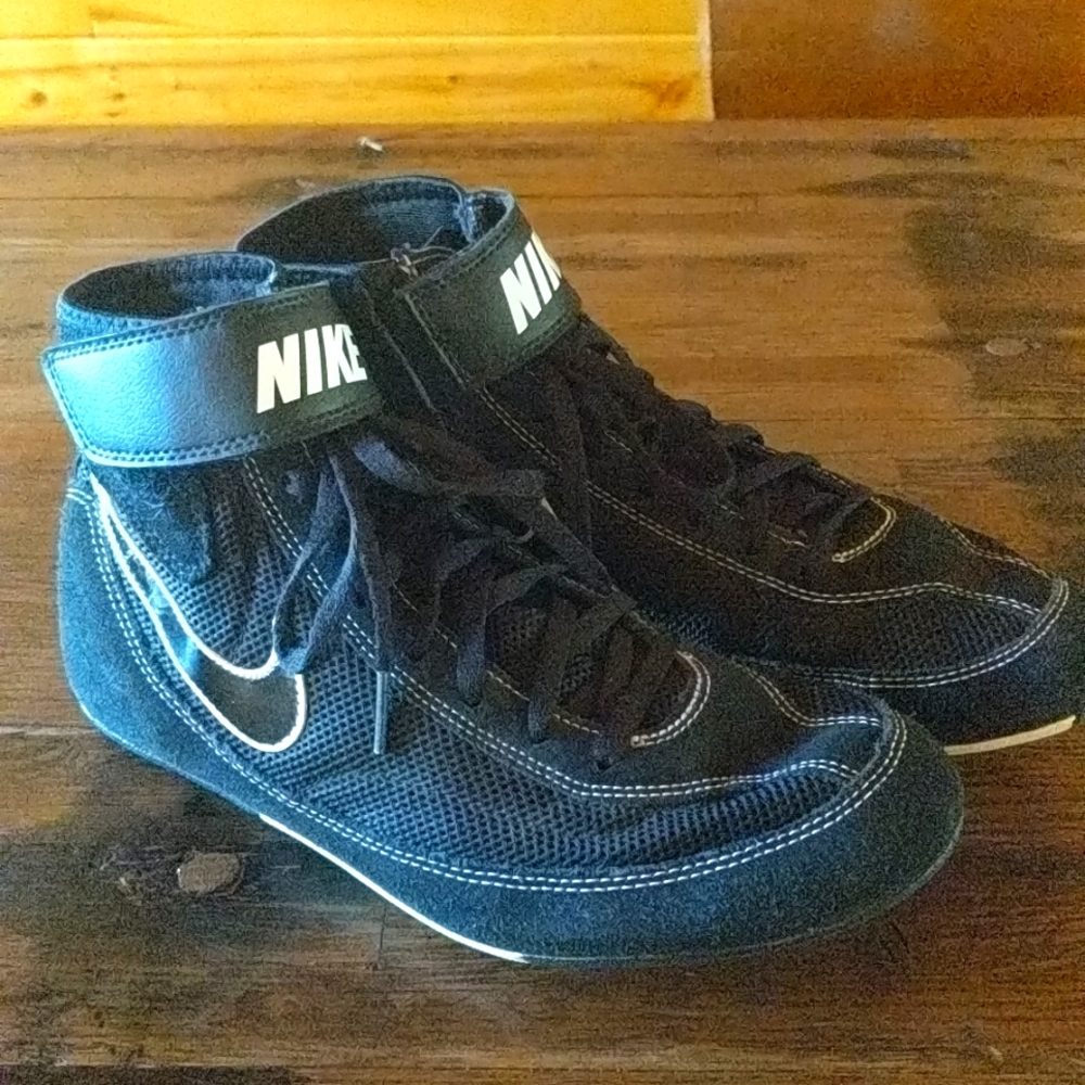Nike Speedsweep VII Men’s Wrestling Shoes. Sz 8.